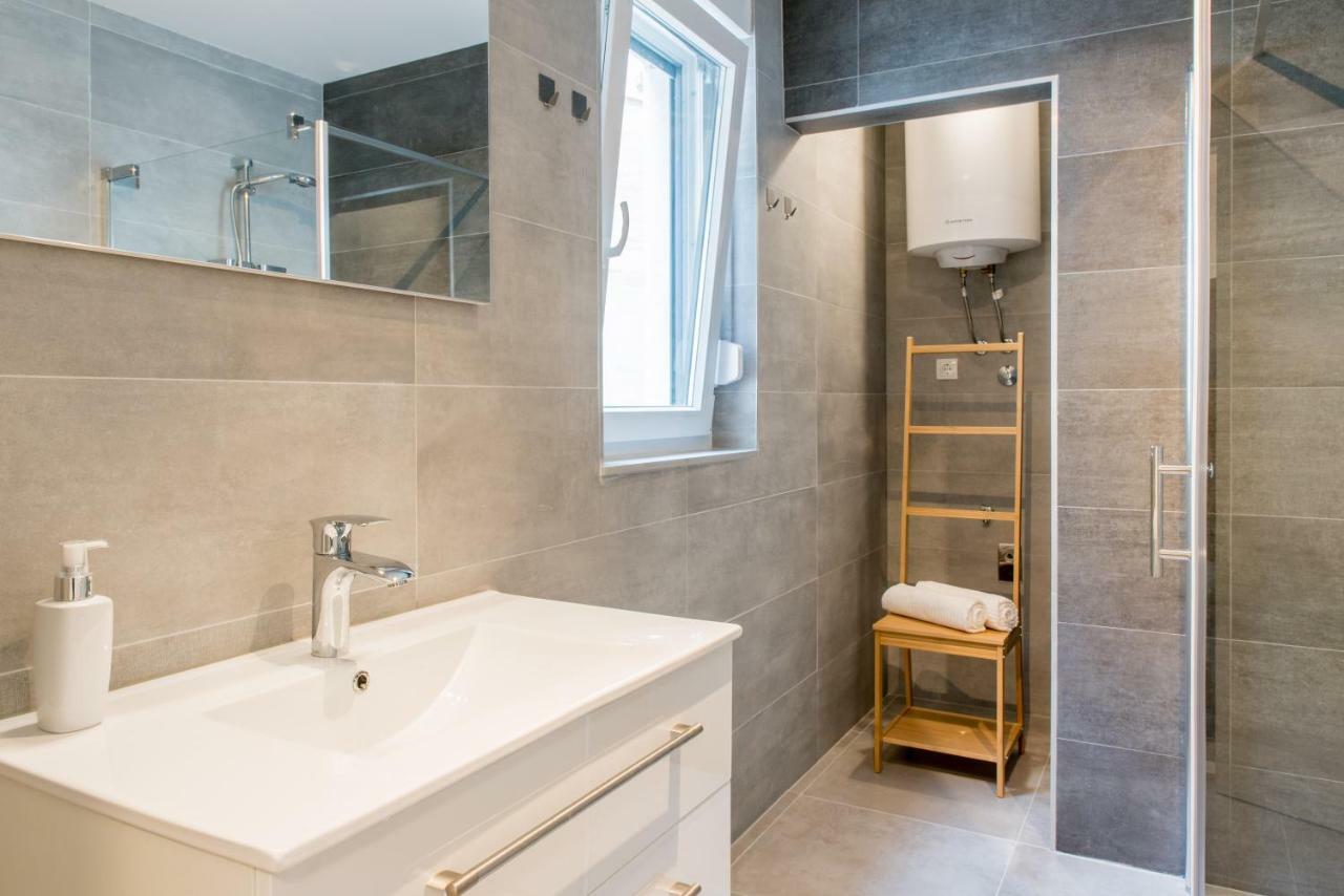 Lion'S Beach Apartment Podstrana Eksteriør bilde