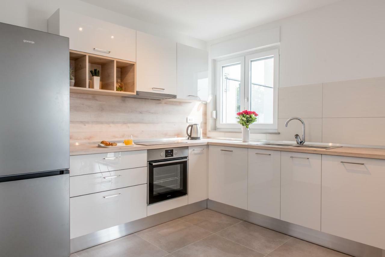 Lion'S Beach Apartment Podstrana Eksteriør bilde